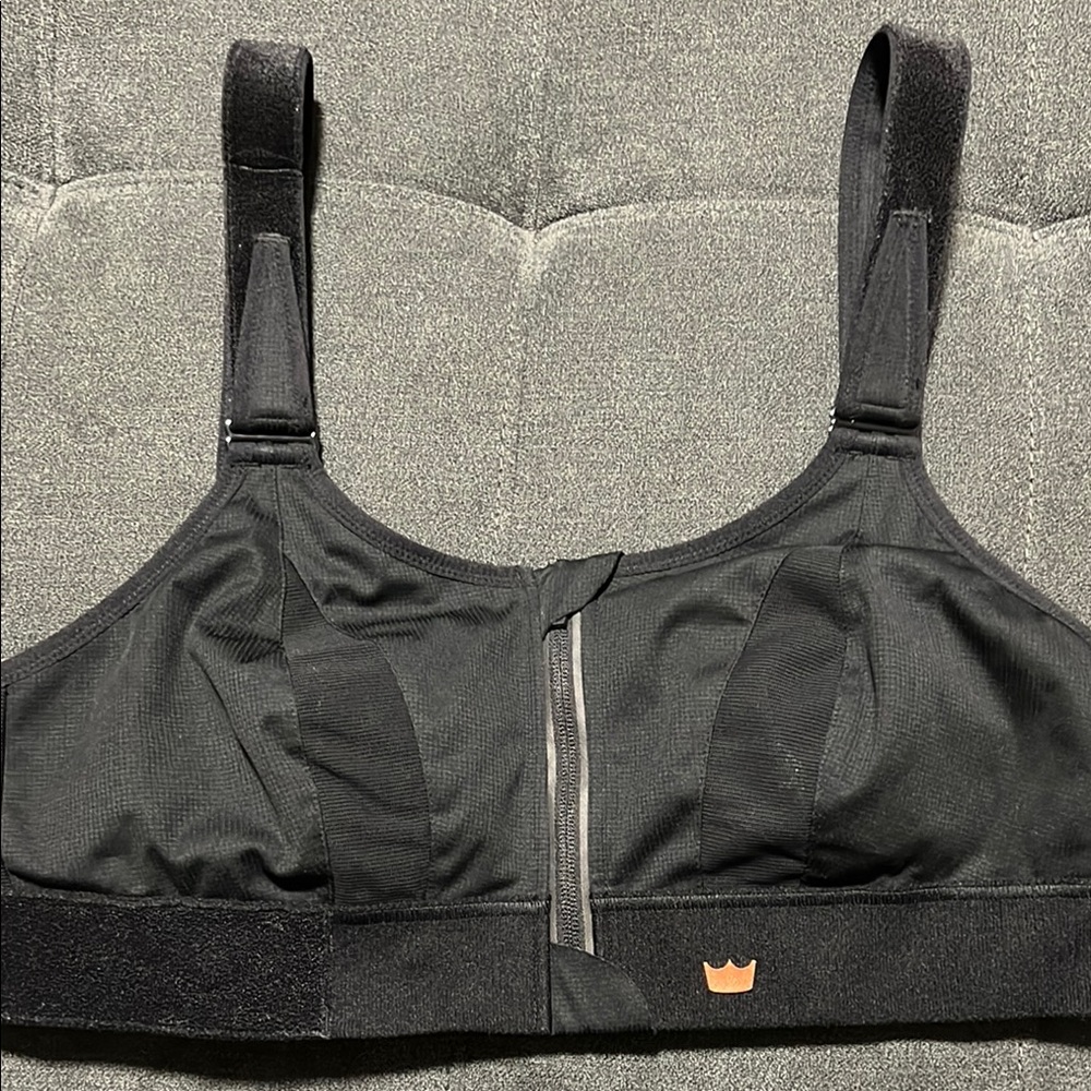 Black Shefit ultimate sports bra size 1luxe